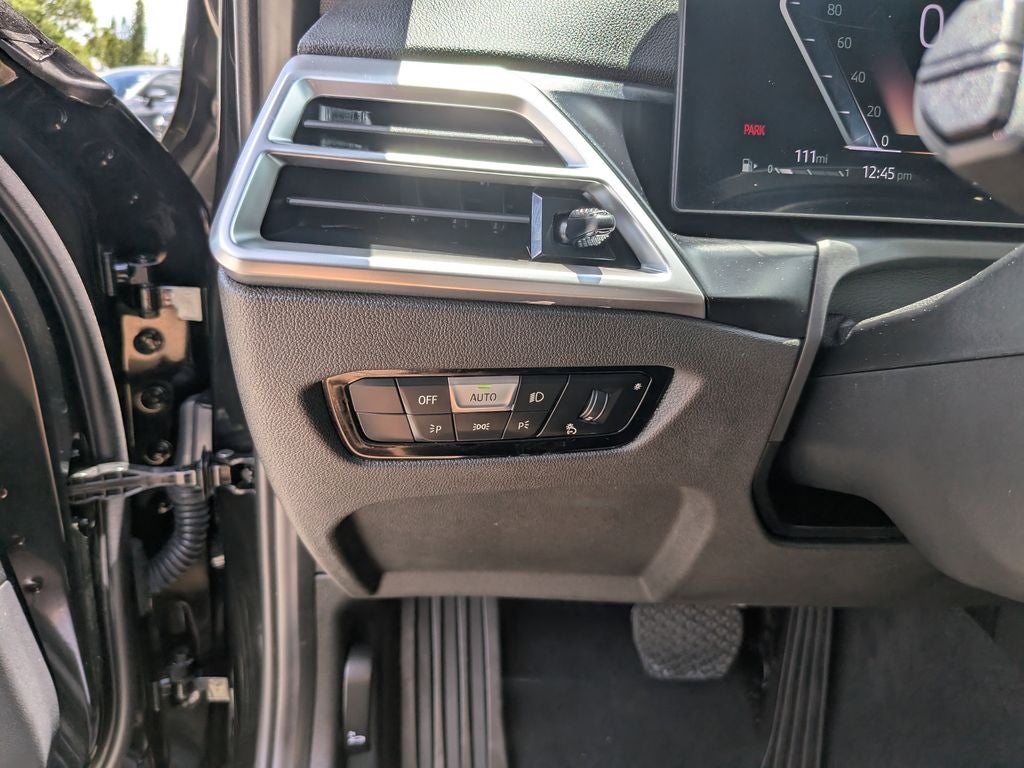 2025 BMW 3 Series 330i