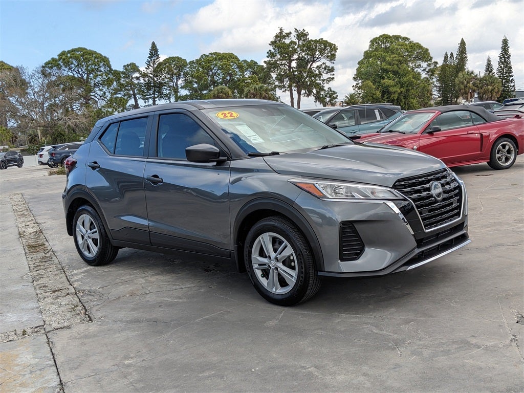 2022 Nissan Kicks S