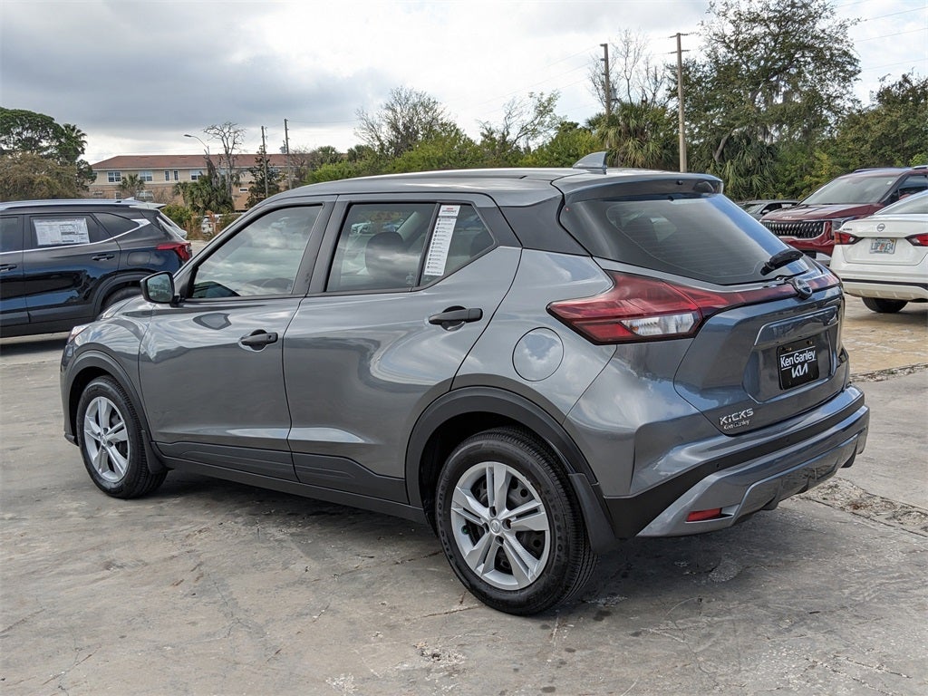 2022 Nissan Kicks S