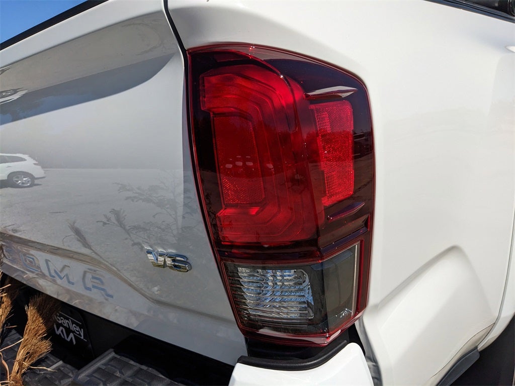 2022 Toyota Tacoma SR5 V6