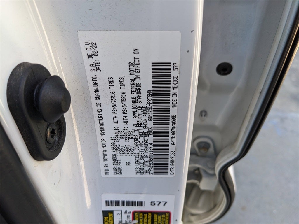 2022 Toyota Tacoma SR5 V6