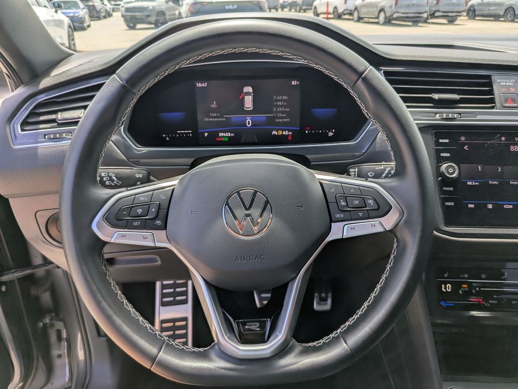 2023 Volkswagen Tiguan 2.0T SE R-Line Black