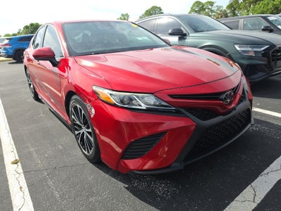 2019 Toyota Camry SE
