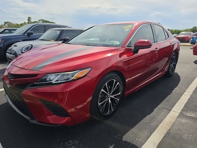 2019 Toyota Camry SE
