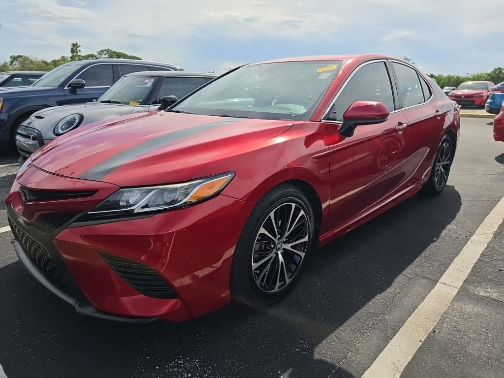 2019 Toyota Camry SE