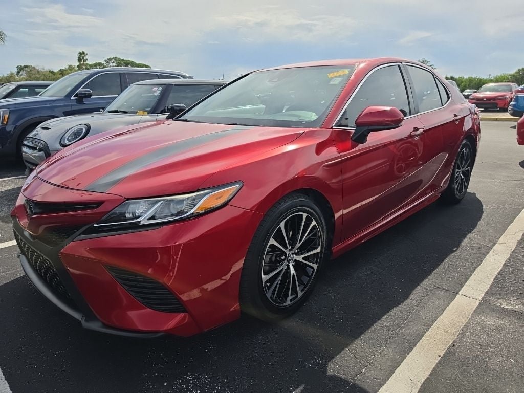 2019 Toyota Camry SE
