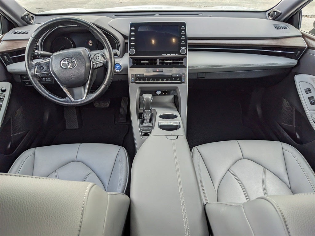 2019 Toyota Avalon Hybrid XLE Plus