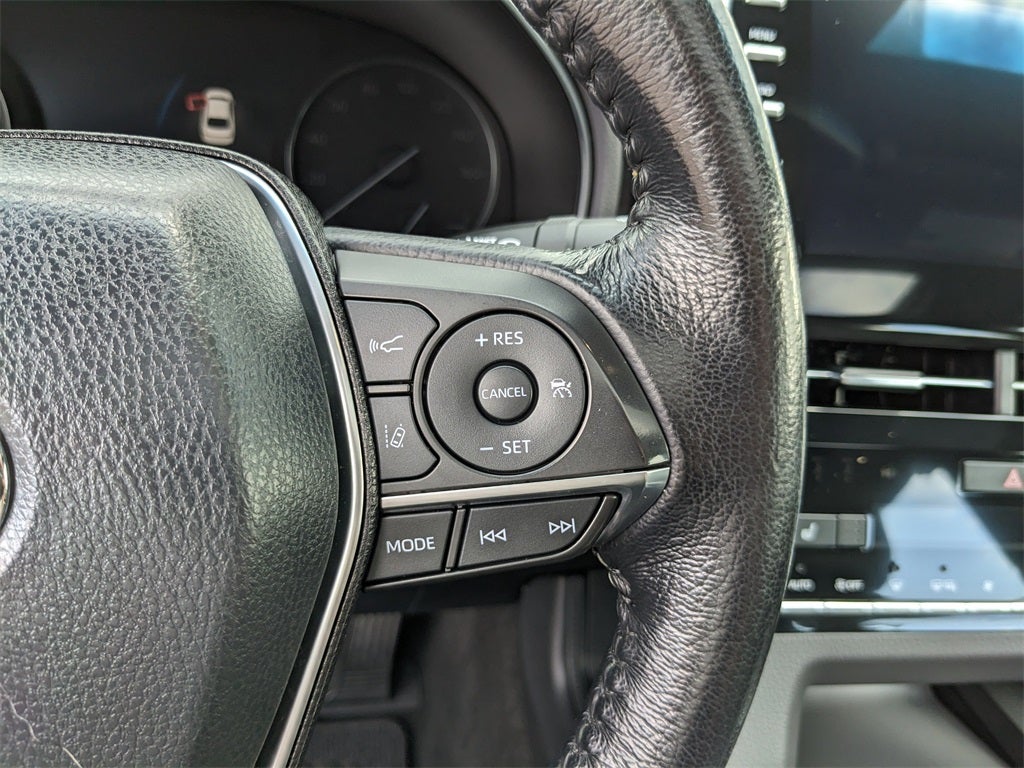 2019 Toyota Avalon Hybrid XLE Plus