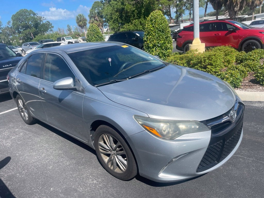 2015 Toyota Camry SE