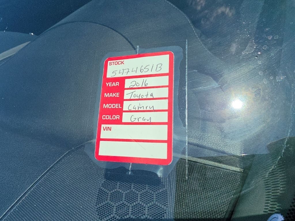 2016 Toyota Camry LE