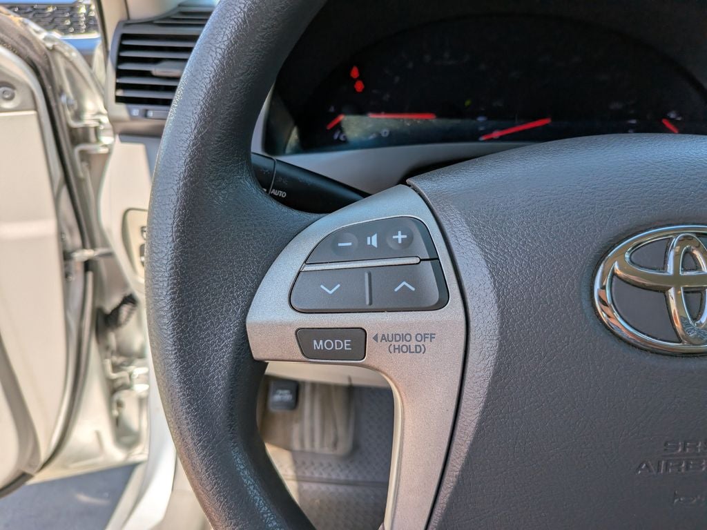 2010 Toyota Camry LE