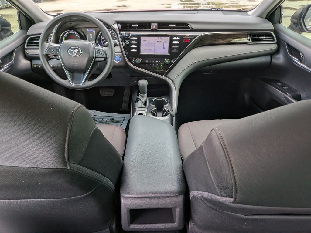 2020 Toyota Camry Hybrid LE