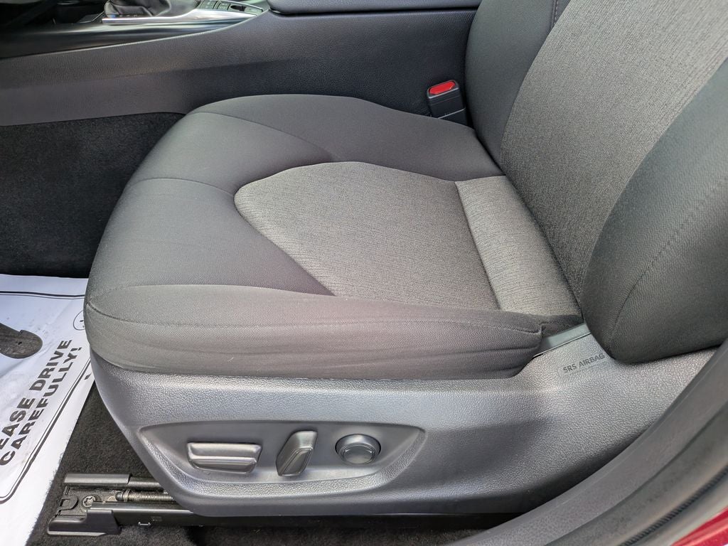 2020 Toyota Camry Hybrid LE