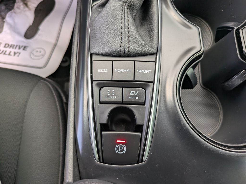 2020 Toyota Camry Hybrid LE