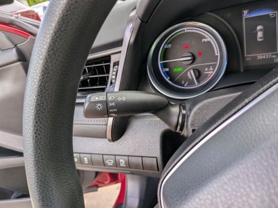 2020 Toyota Camry Hybrid LE