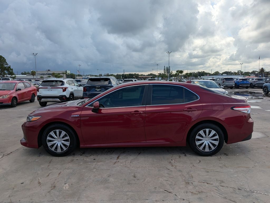 2020 Toyota Camry Hybrid LE