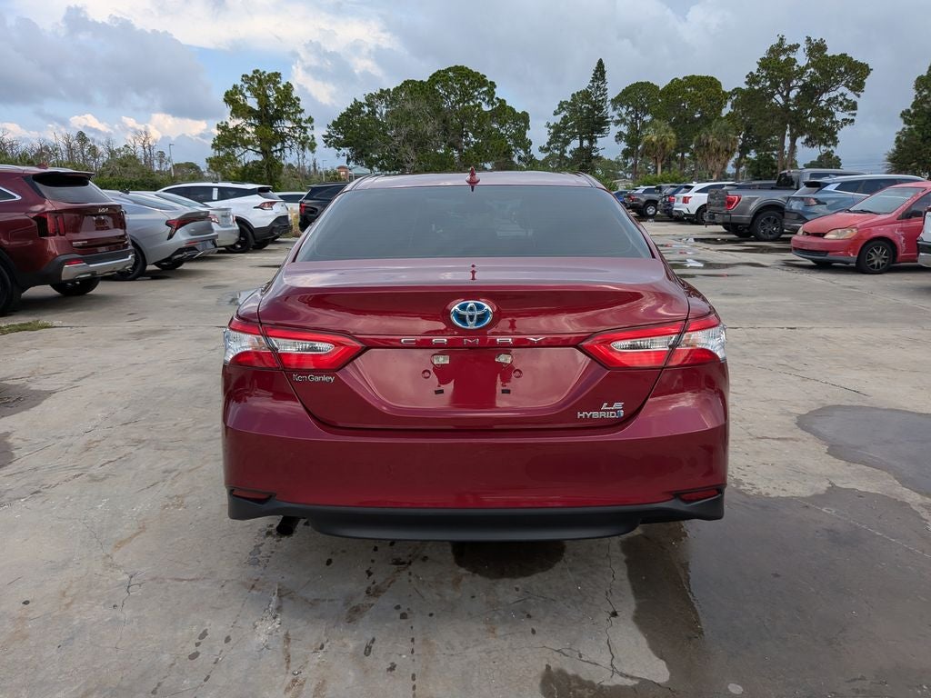 2020 Toyota Camry Hybrid LE