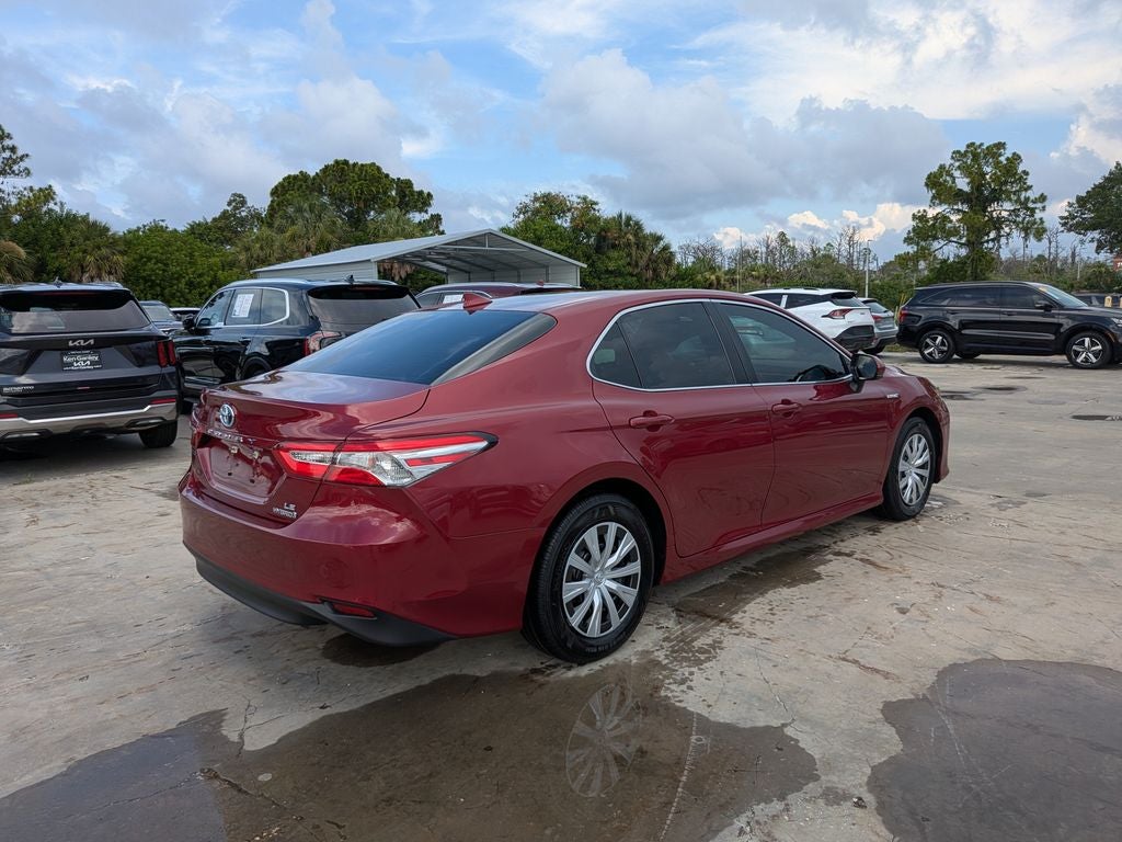 2020 Toyota Camry Hybrid LE