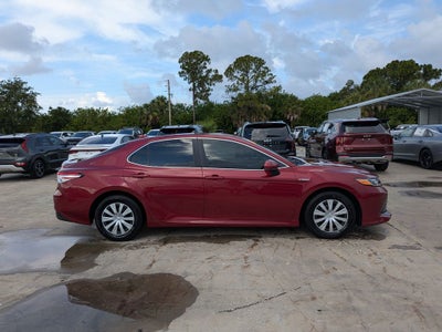 2020 Toyota Camry Hybrid LE