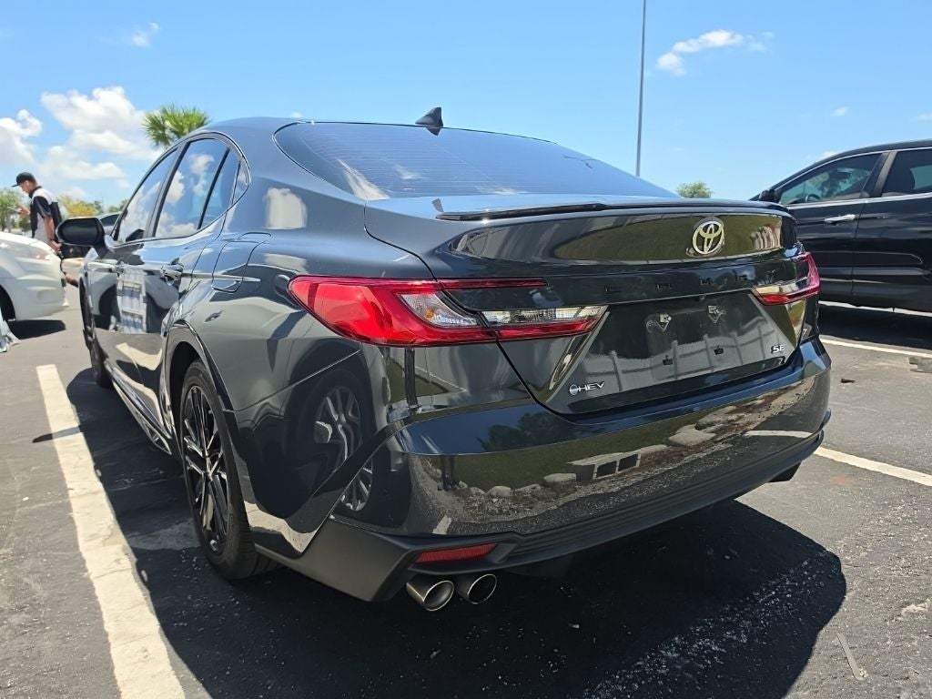 2025 Toyota Camry SE