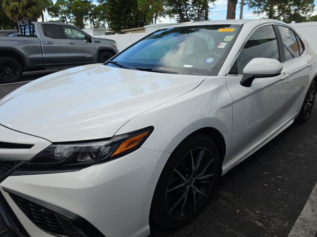 2021 Toyota Camry SE