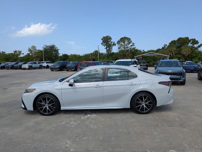 2023 Toyota Camry SE