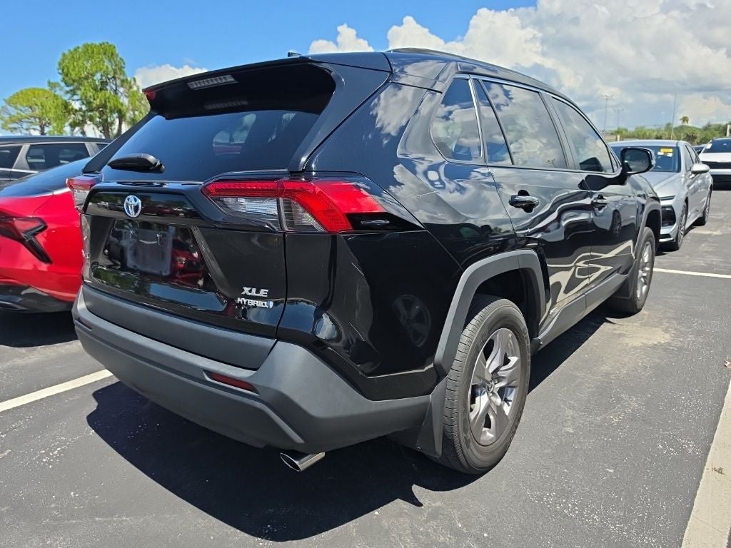 2024 Toyota RAV4 Hybrid XLE