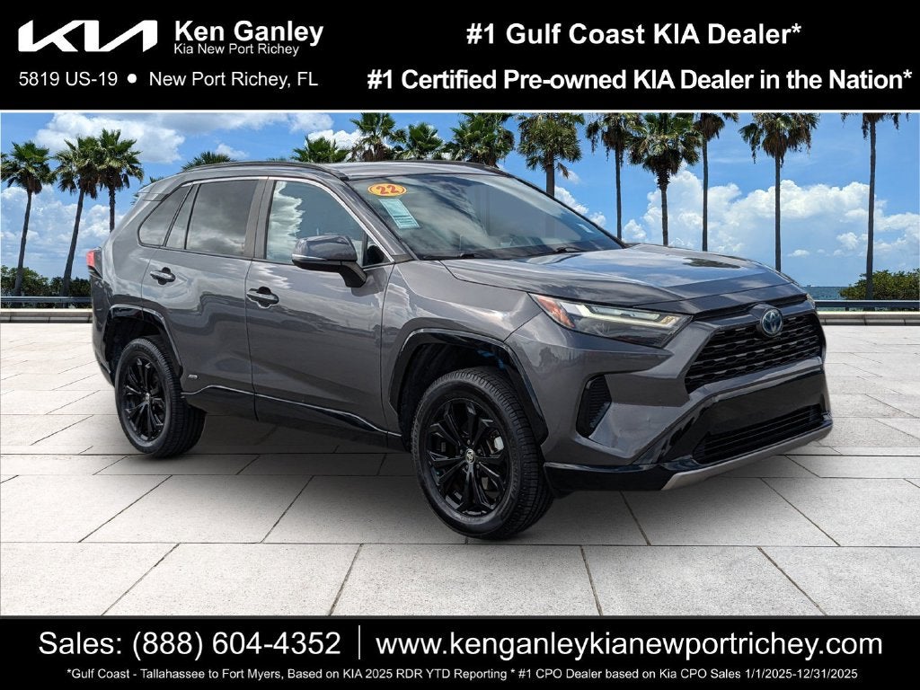 2022 Toyota RAV4 Hybrid SE