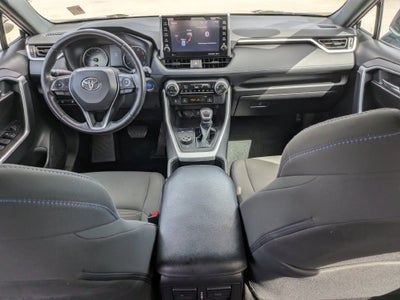 2022 Toyota RAV4 Hybrid SE