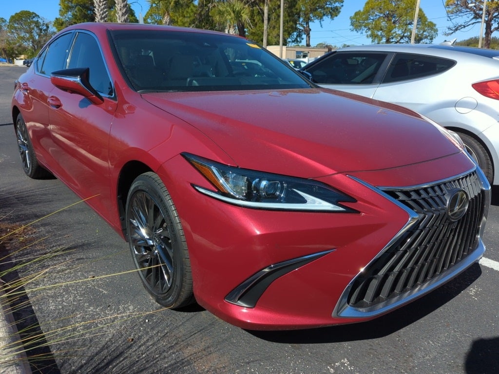 2024 Lexus ES 300h Luxury