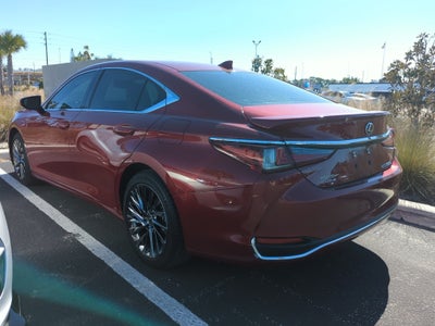 2024 Lexus ES 300h Luxury