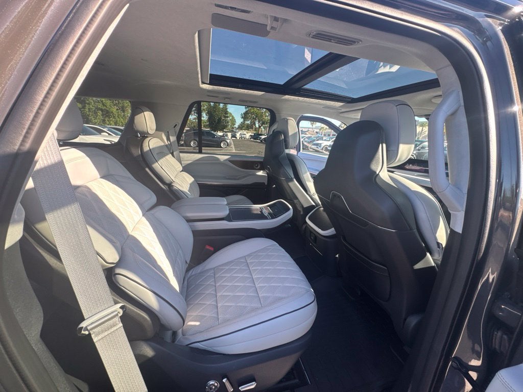 2026 Lincoln Navigator Black Label