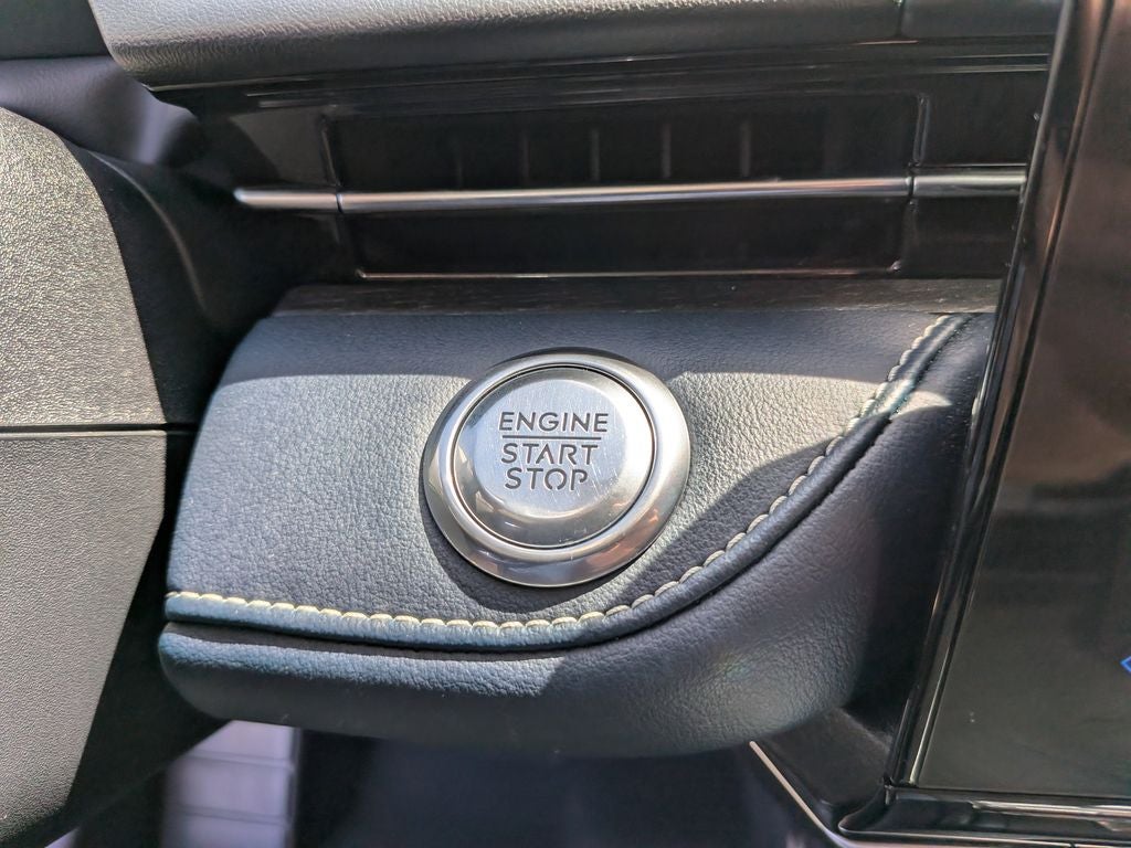 2025 Lincoln Nautilus Reserve