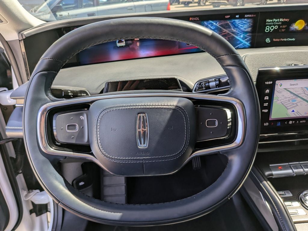 2025 Lincoln Nautilus Reserve