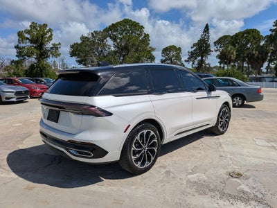 2025 Lincoln Nautilus Reserve