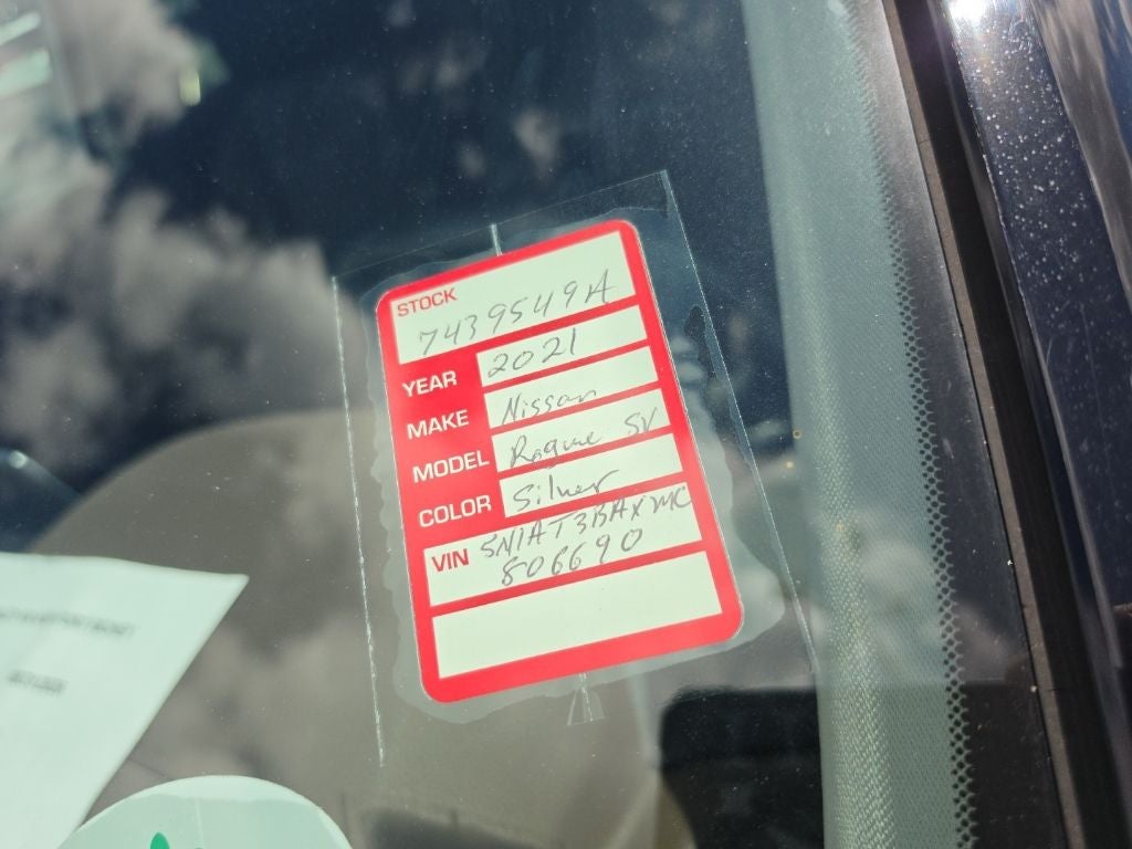 2021 Nissan Rogue SV