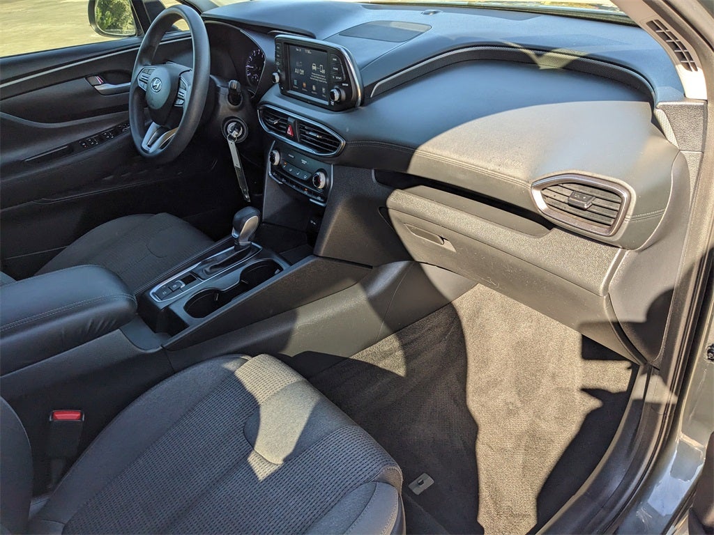 2020 Hyundai Santa Fe SE