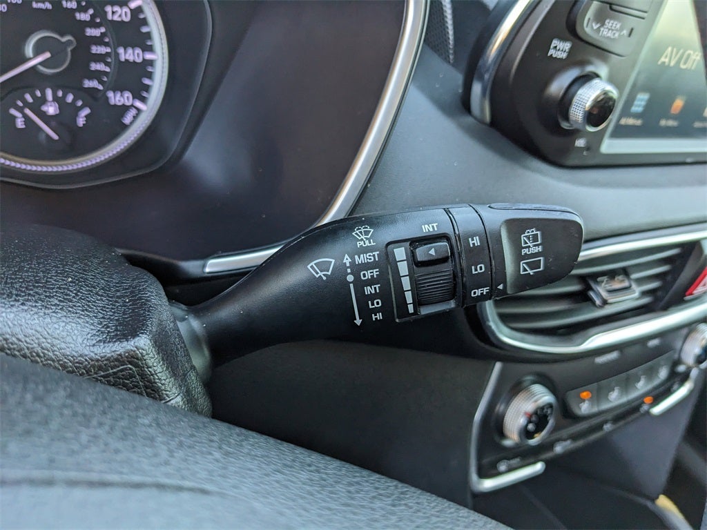 2020 Hyundai Santa Fe SE