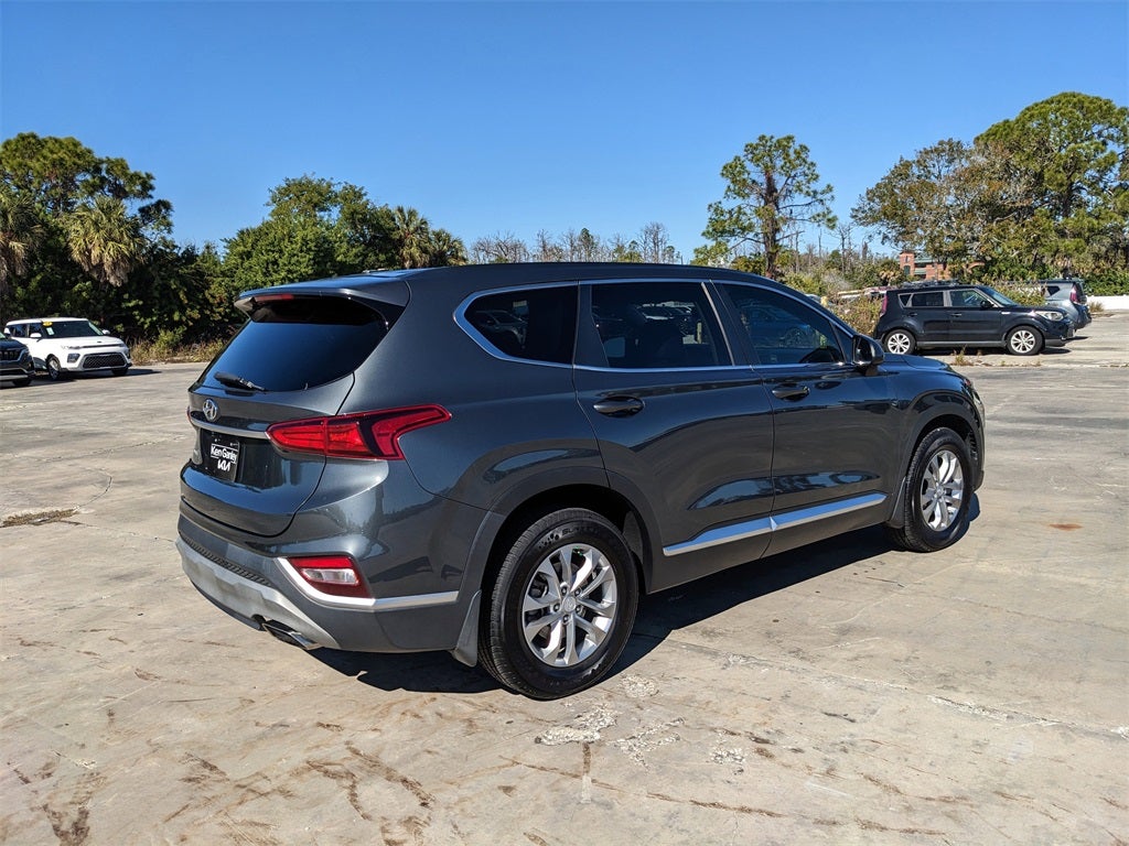 2020 Hyundai Santa Fe SE