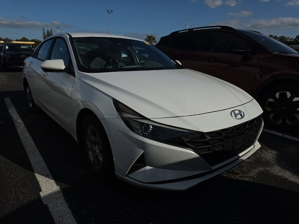 2021 Hyundai Elantra SE