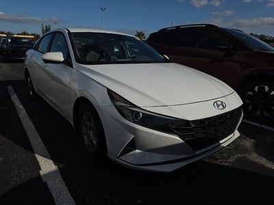 2021 Hyundai Elantra SE