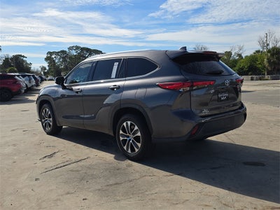 2021 Toyota Highlander XLE