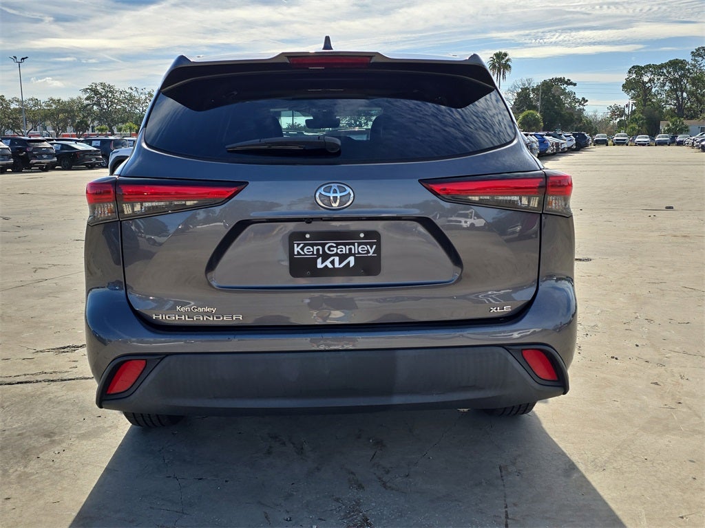 2021 Toyota Highlander XLE