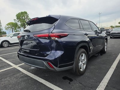 2024 Toyota Highlander LE