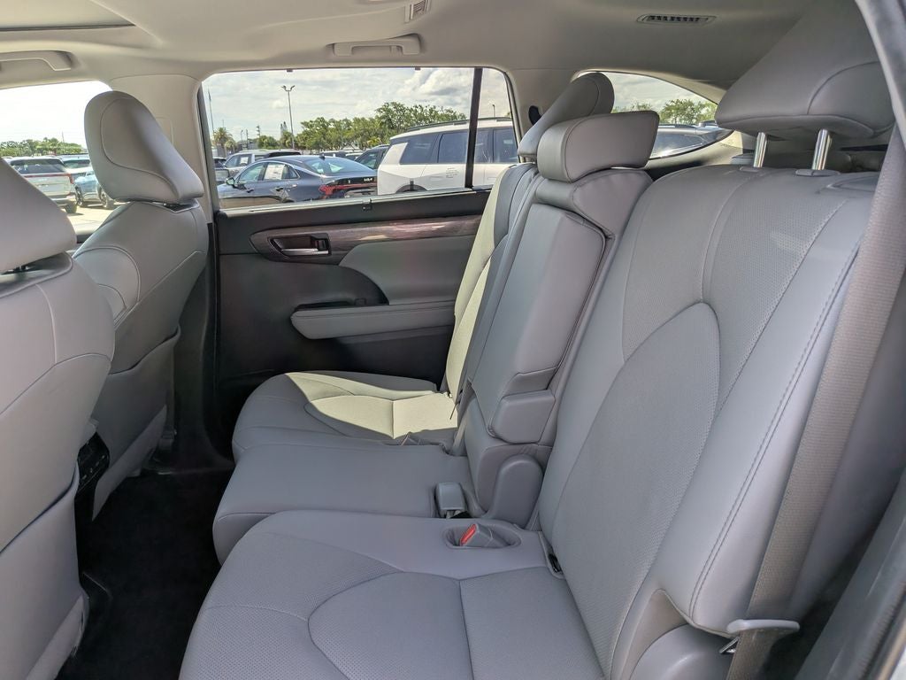 2021 Toyota Highlander Limited