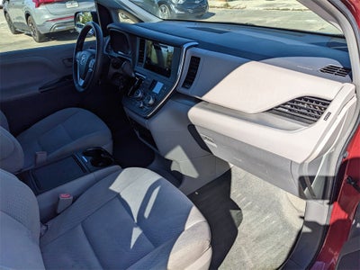 2016 Toyota Sienna L 7 Passenger
