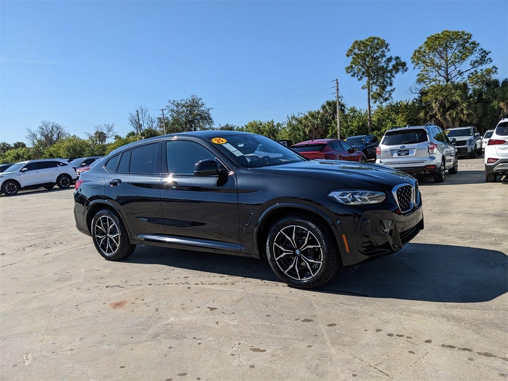 2025 BMW X4 xDrive30i