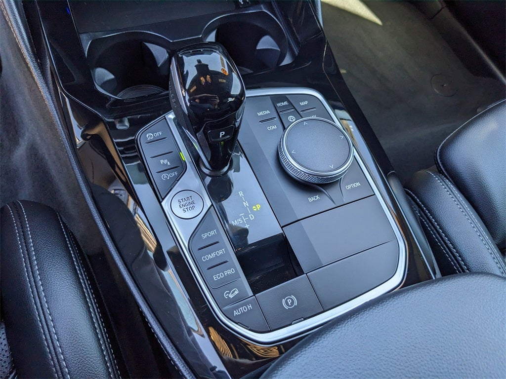 2025 BMW X4 xDrive30i