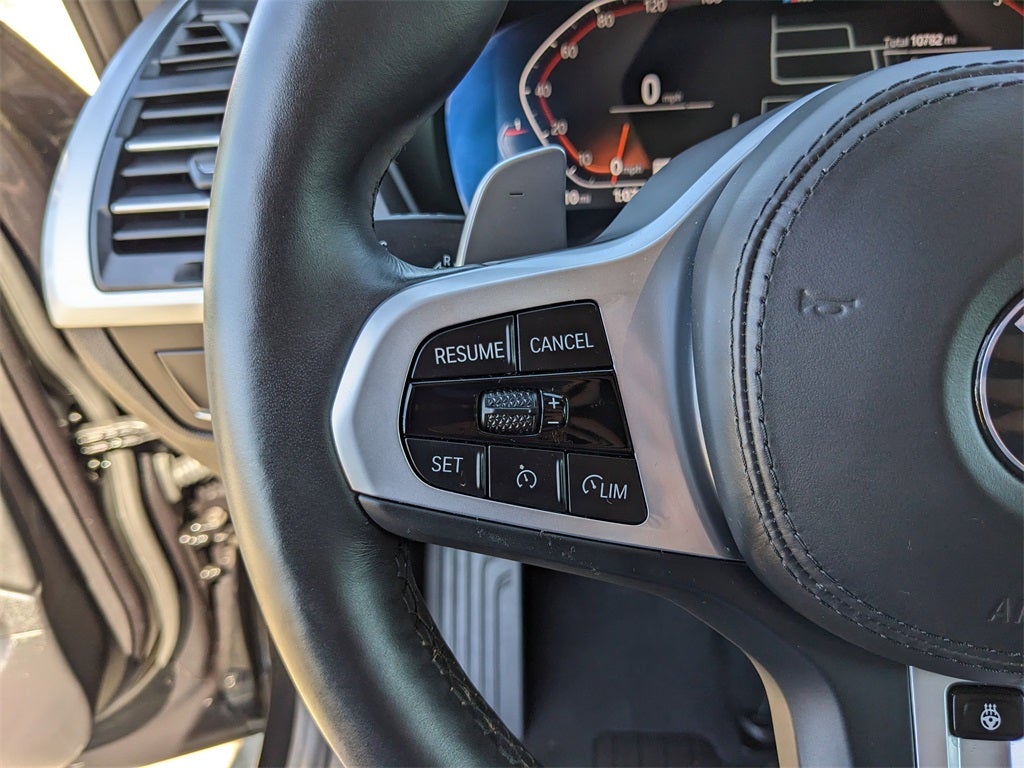 2025 BMW X4 xDrive30i