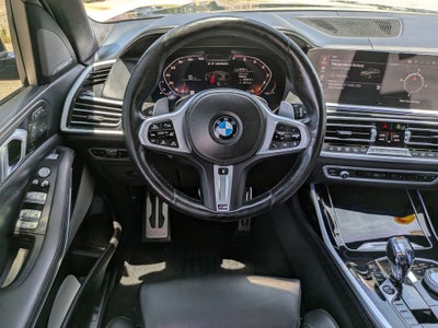 2022 BMW X7 M50i